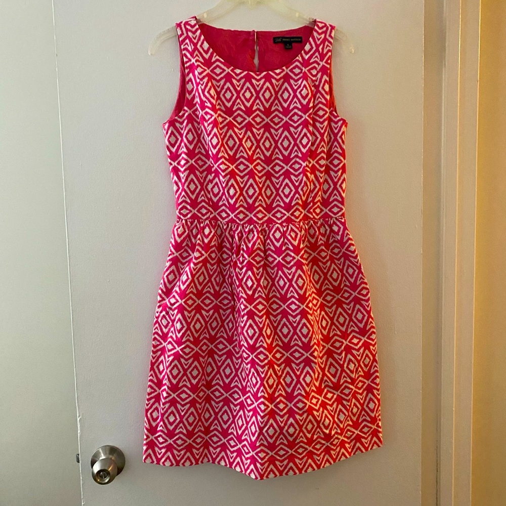 Brooks Brothers Women’s Pink & White Dress with pockets